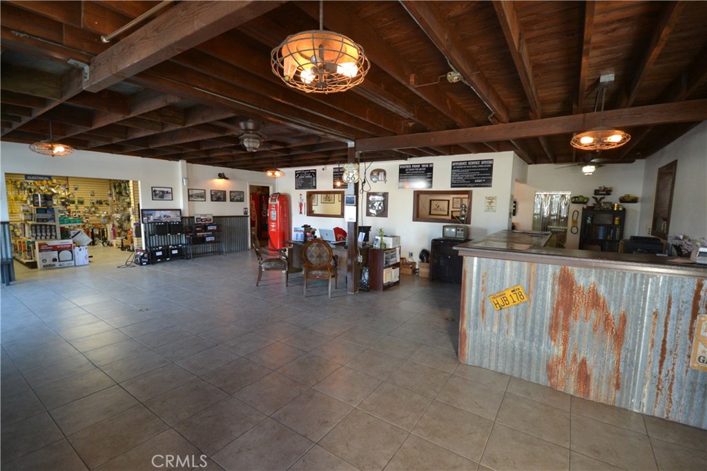 2822 Main Street Property Photo 6