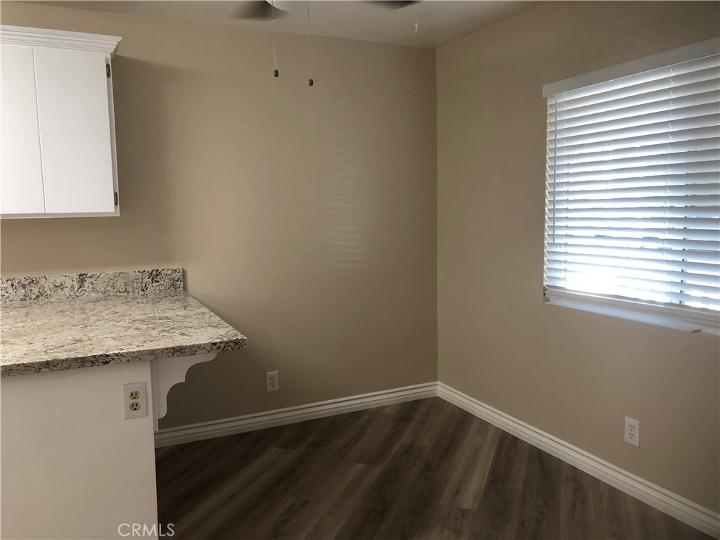 24266 Groven Lane Property Photo 8