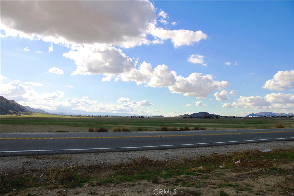 40 Gilman Springs Property Photo 12