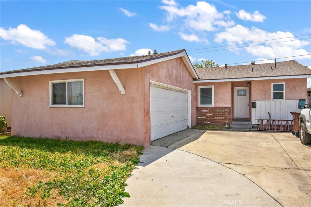 1716 W Piru Street Property Photo 1
