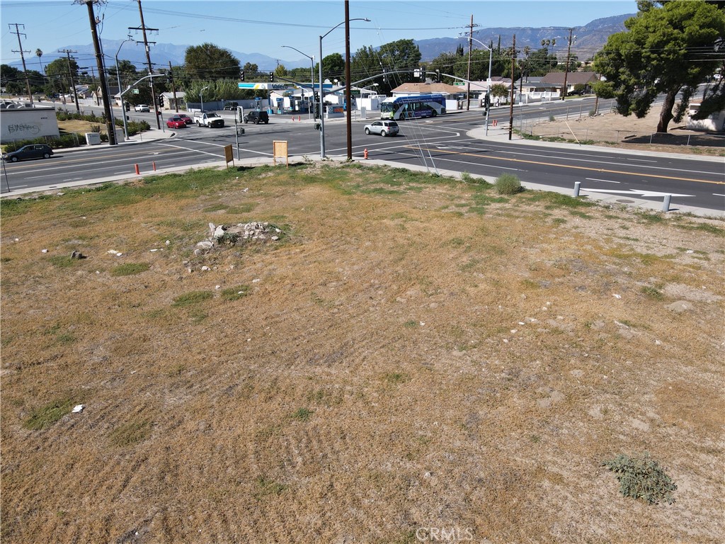6909 Victoria Avenue A Property Photo 10