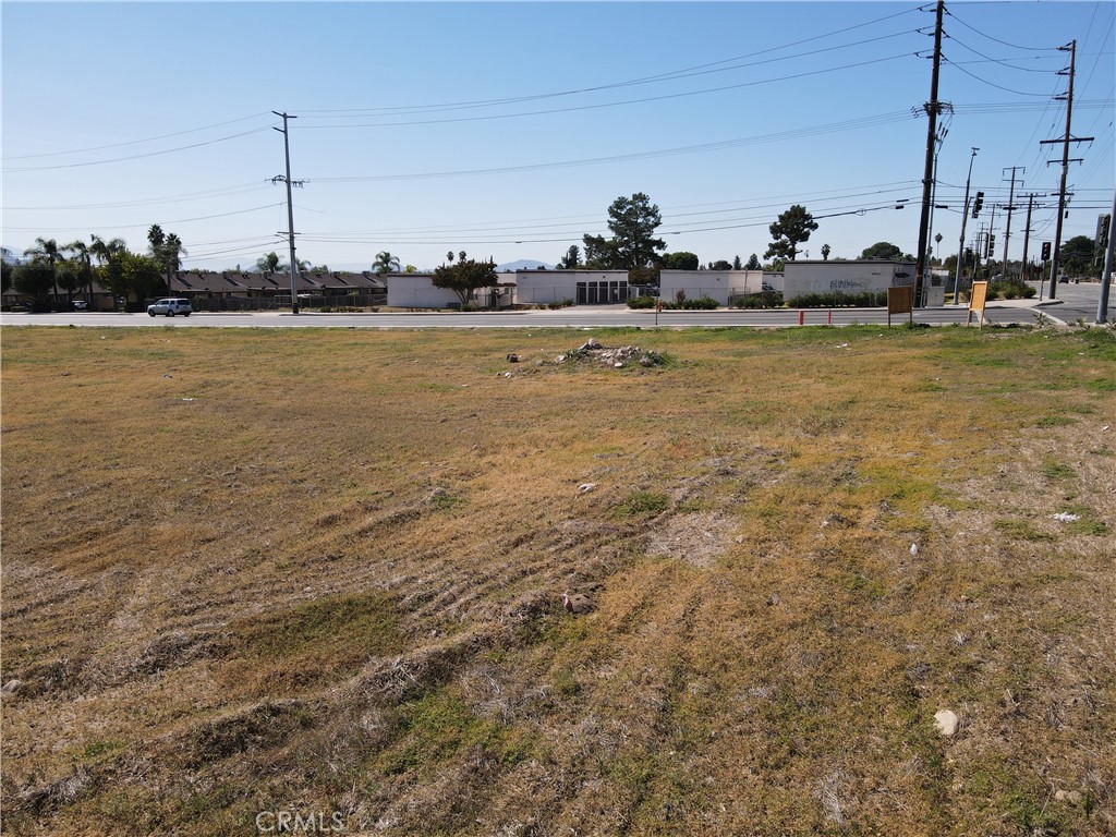 6909 Victoria Avenue A Property Photo 19