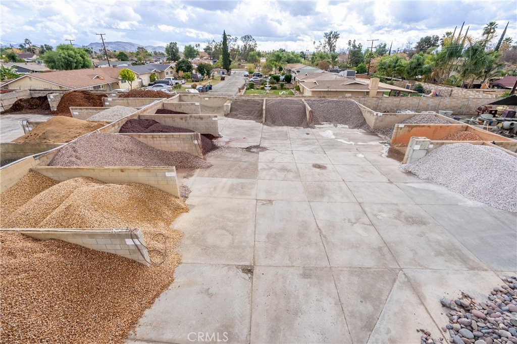 24619 Sunnymead Boulevard Property Photo 21