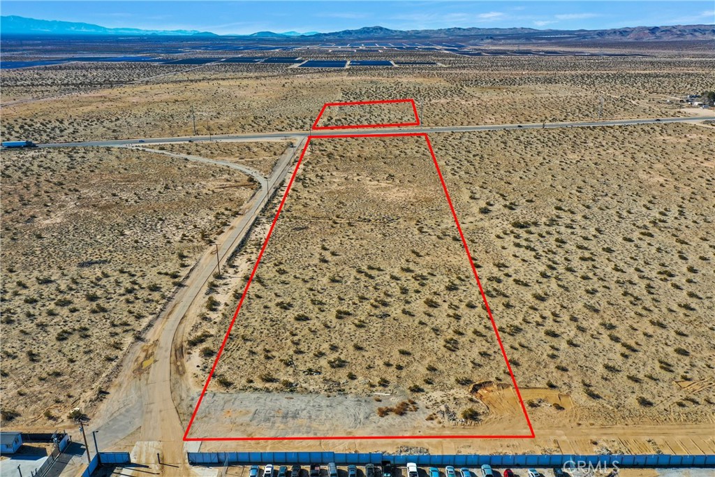 0 Hwy 395 Property Photo 8