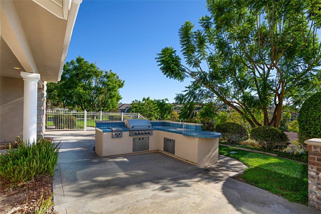 6863 Canyon Hill Drive Property Photo 33