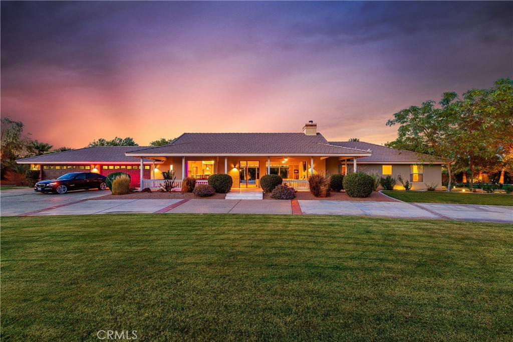49048 Croquet Court Property Photo 1