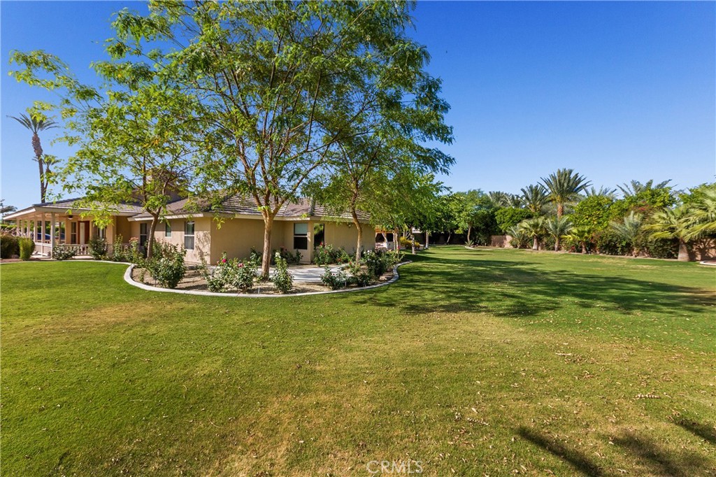 49048 Croquet Court Property Photo 7