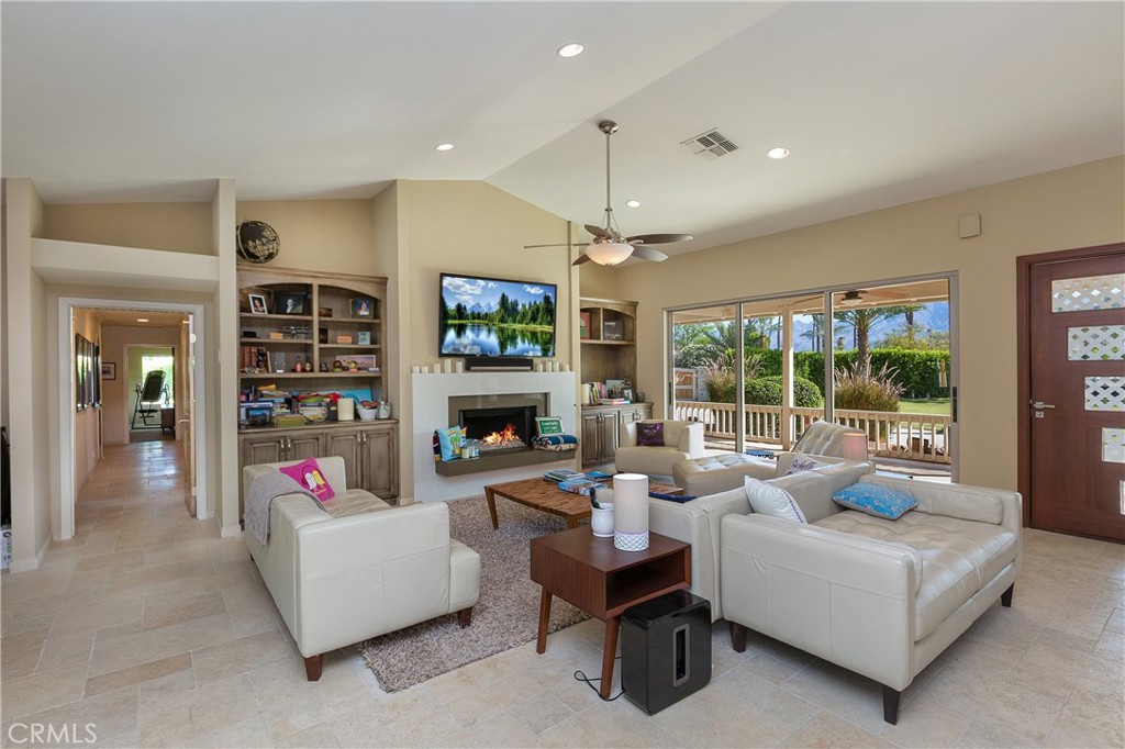 49048 Croquet Court Property Photo 14