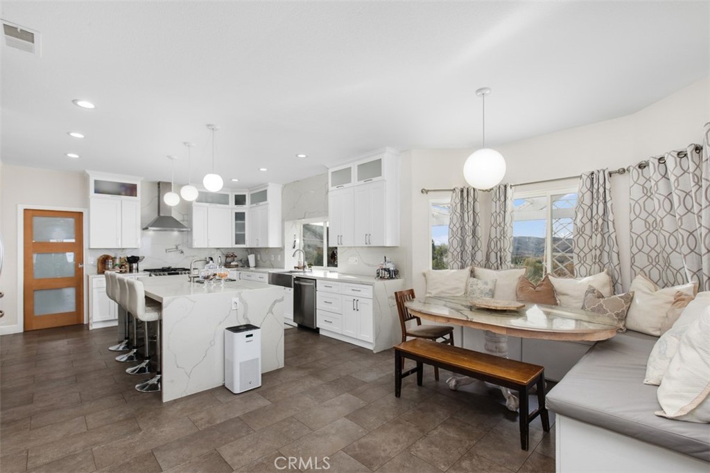 14710 Burwood Drive Property Photo 14