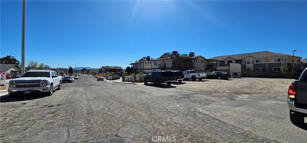 0 Lariat Property Photo 1