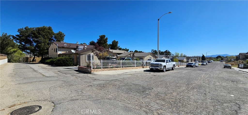 0 Lariat Property Photo 3