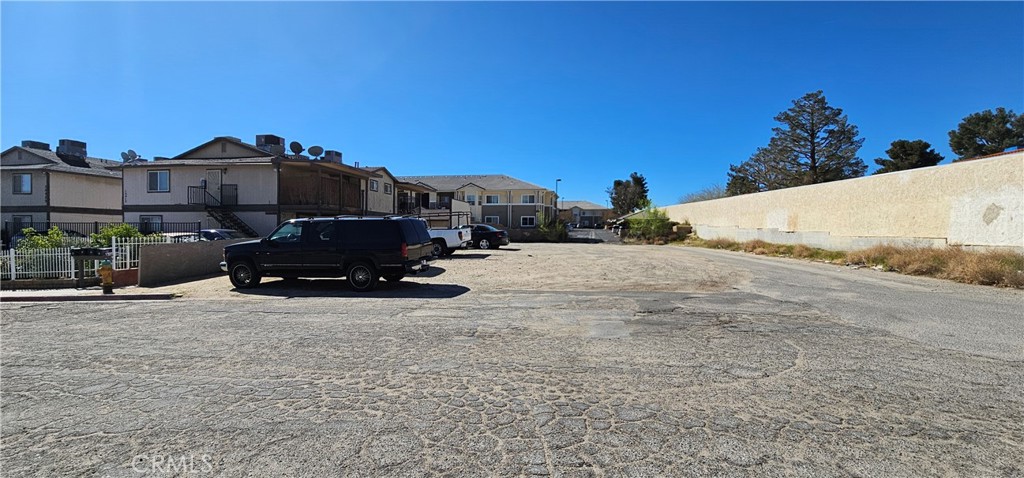 0 Lariat Property Photo 4