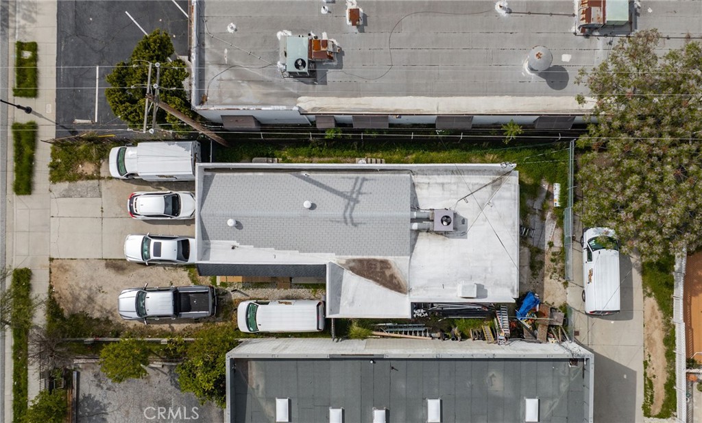 1609 S California Avenue Property Photo 25