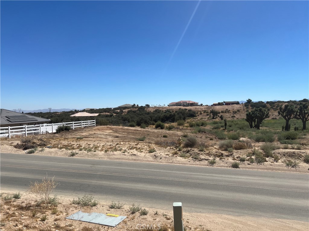 6155 Coleridge Road Property Photo 2