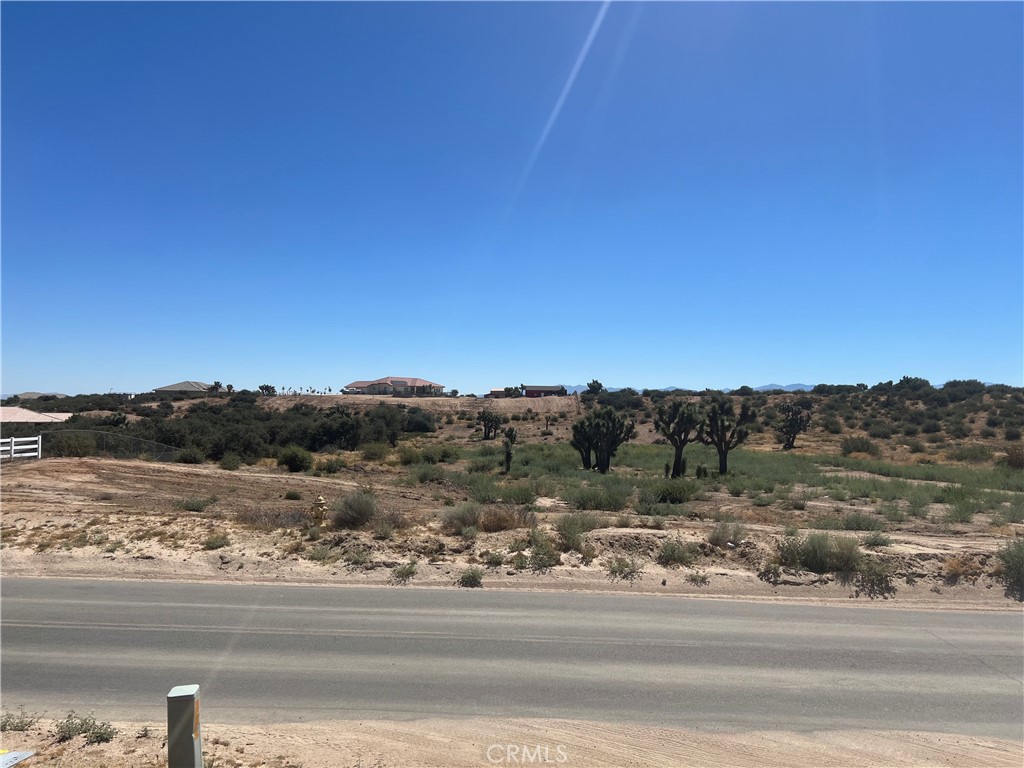 6155 Coleridge Road Property Photo 3