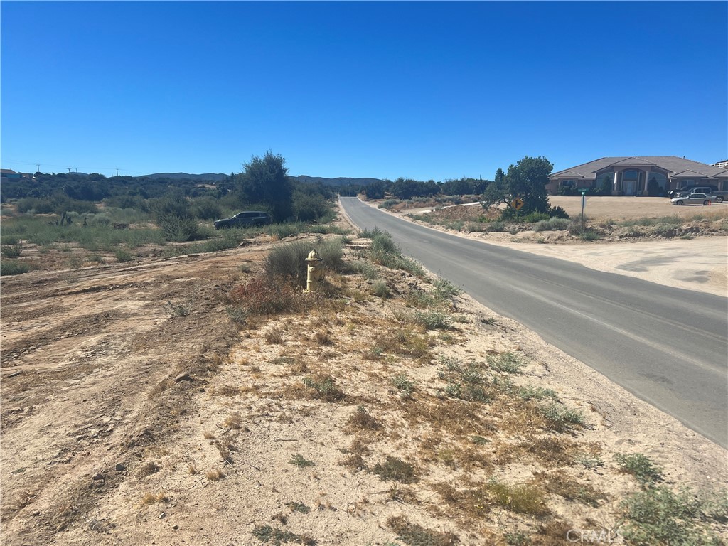 6155 Coleridge Road Property Photo 14