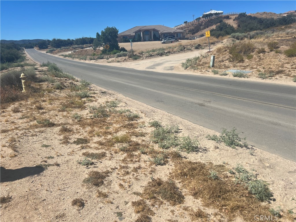 6155 Coleridge Road Property Photo 15