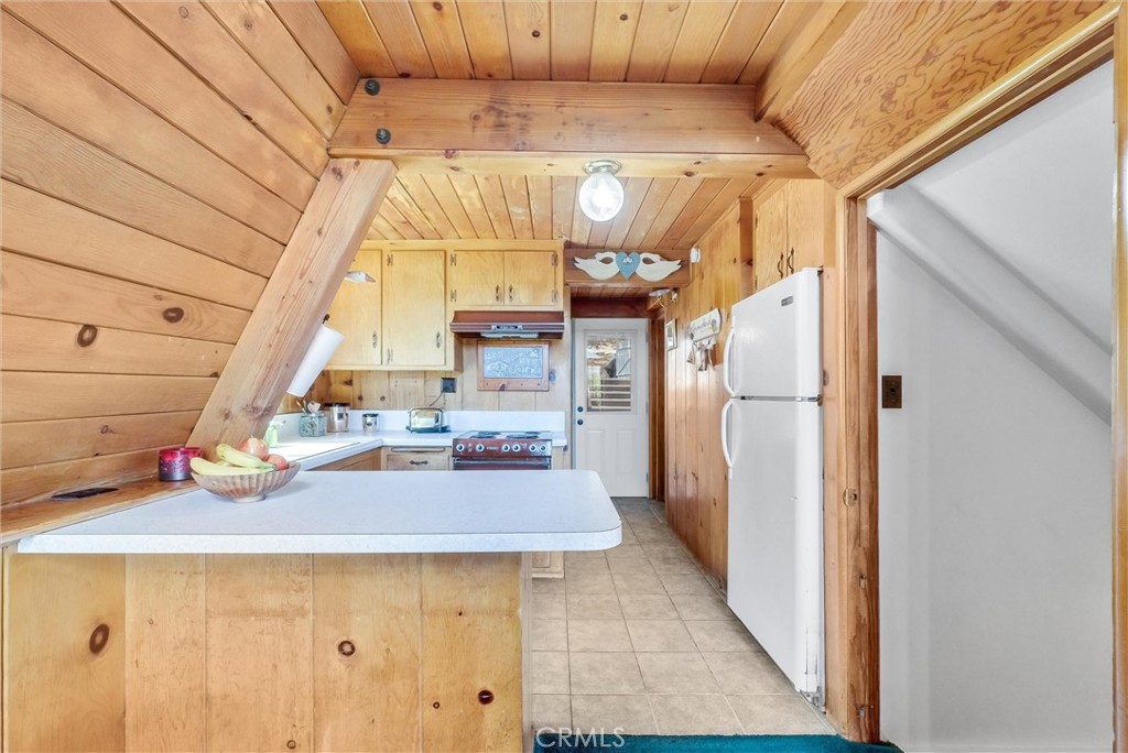 1830 W Ash Road Property Photo 15