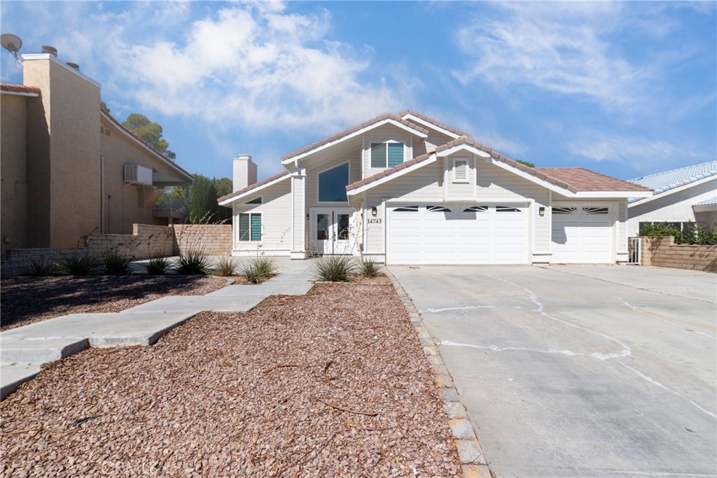 14743 Blue Grass Drive Property Photo 1