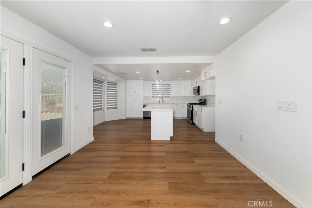 14743 Blue Grass Drive Property Photo 12