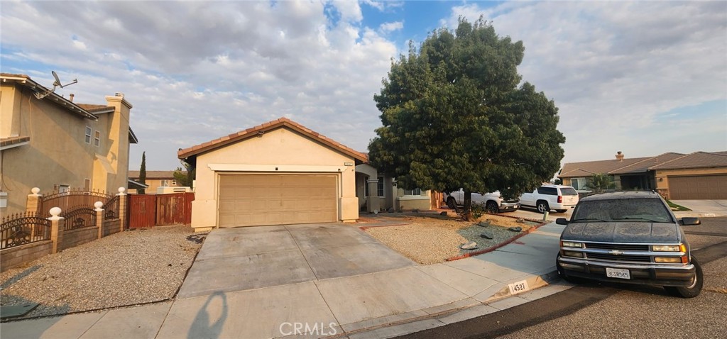 14527 Yarrow Court Property Photo 2