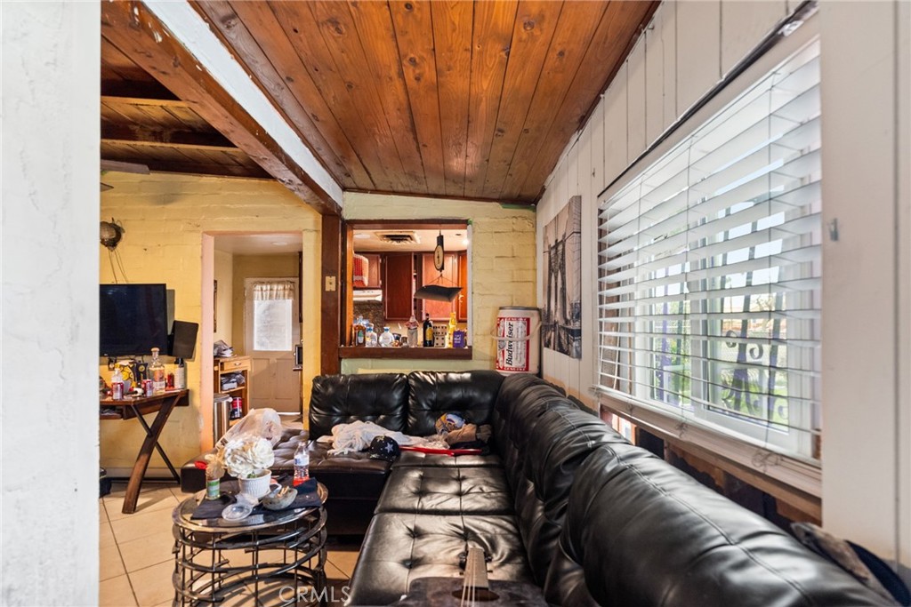 47770 Van Buren Street Property Photo 8