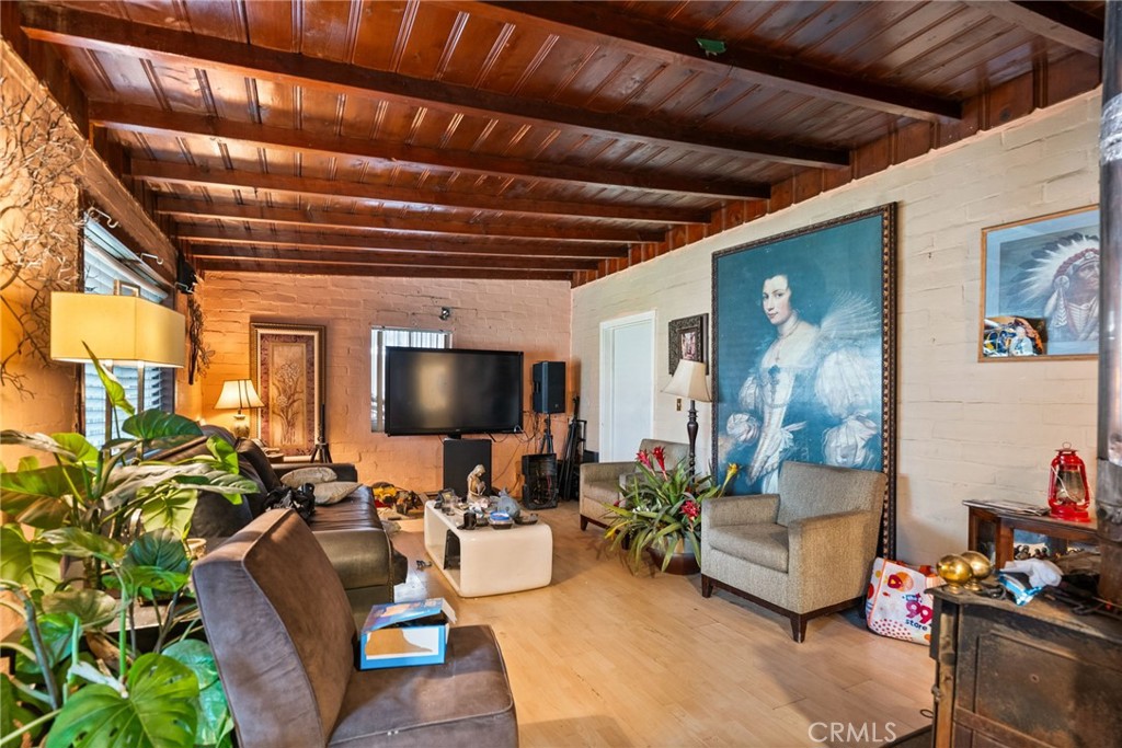 47770 Van Buren Street Property Photo 10
