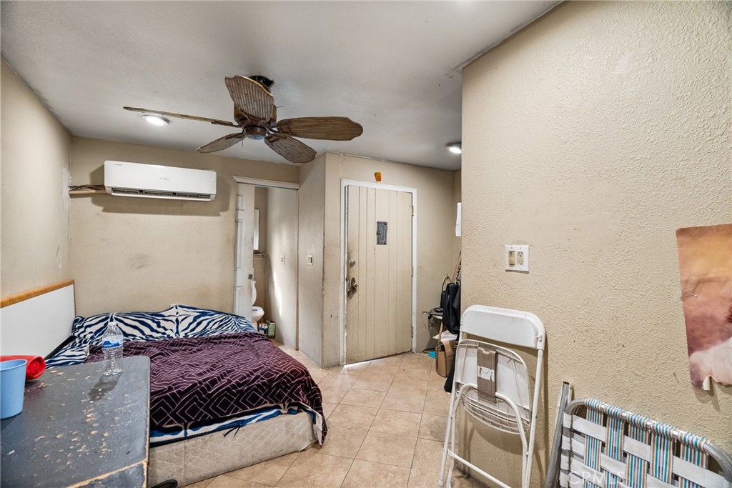 47770 Van Buren Street Property Photo 25