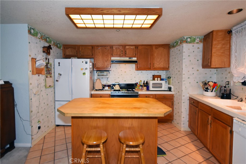 24847 Felsen Drive Property Photo 17