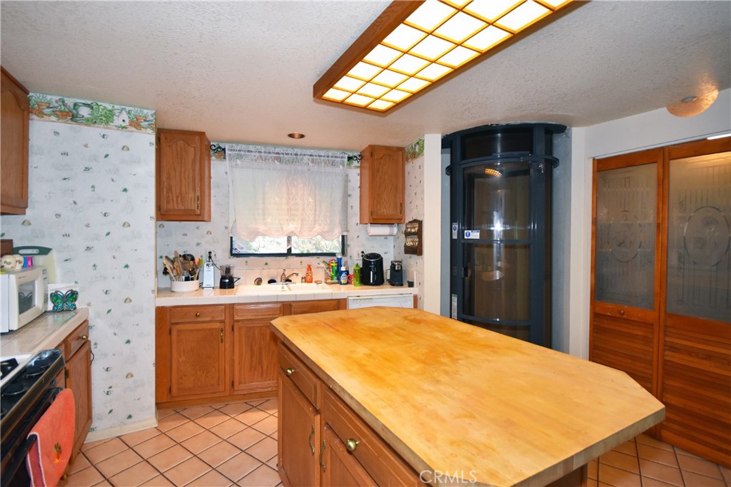 24847 Felsen Drive Property Photo 19