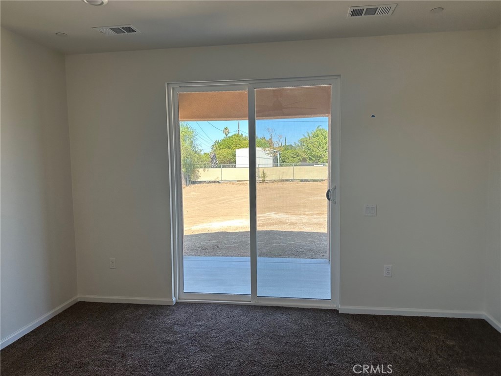 21402 Short Ridge Street Property Photo 18