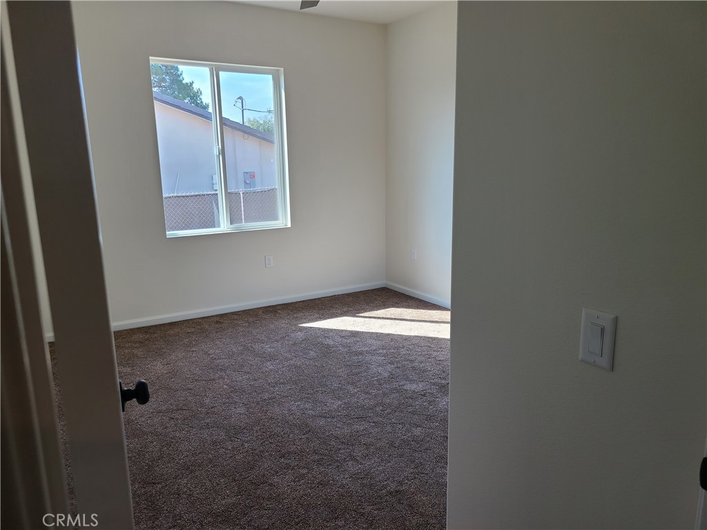 21402 Short Ridge Street Property Photo 29