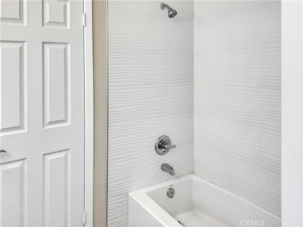 277 Bloomington Avenue 132 Property Photo 25