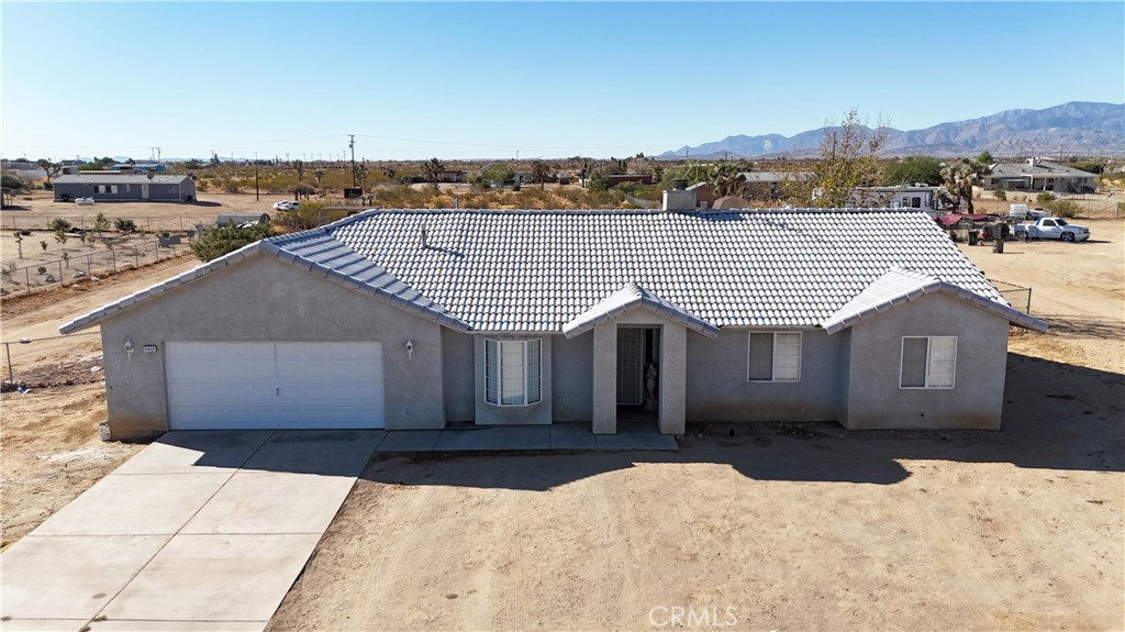7415 La Mesa Road Property Photo 1