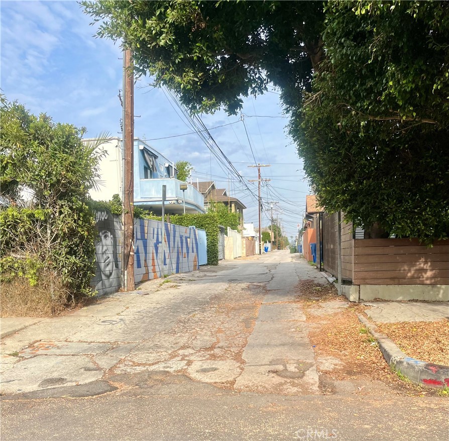 611 Sunset Avenue Property Photo 16