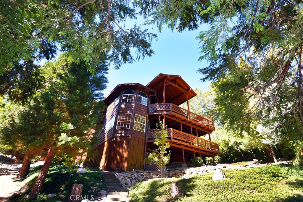 27547 W Shore Road Property Photo 5