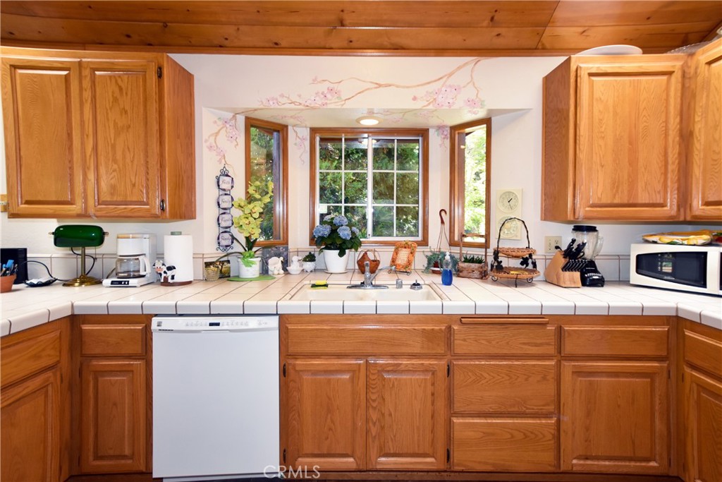 27547 W Shore Road Property Photo 40