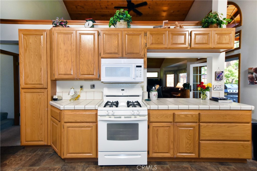27547 W Shore Road Property Photo 41