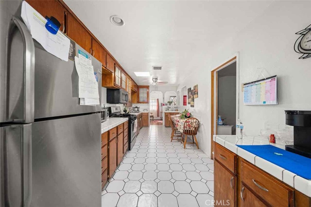 9279 Indiana Avenue Property Photo 2