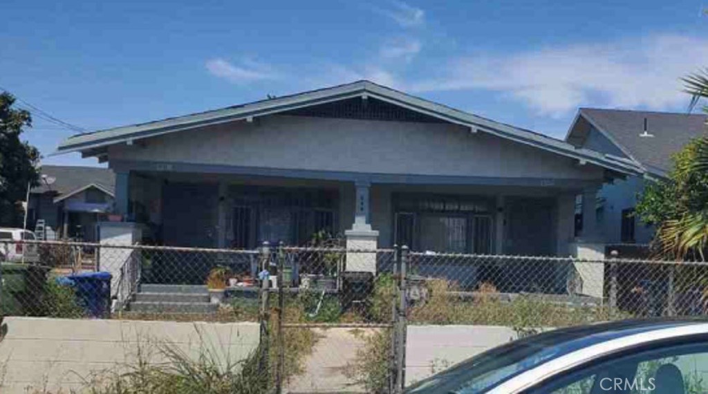 859 W 54th Street Property Photo 1