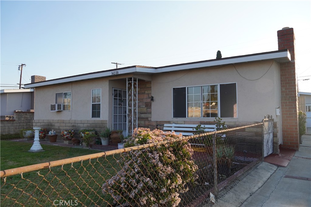 14220 Prichard Street Property Photo 4