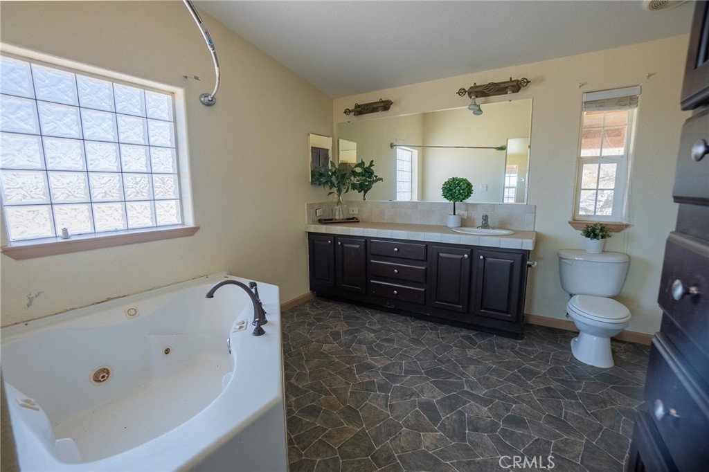 21050 Elton Lane Property Photo 14