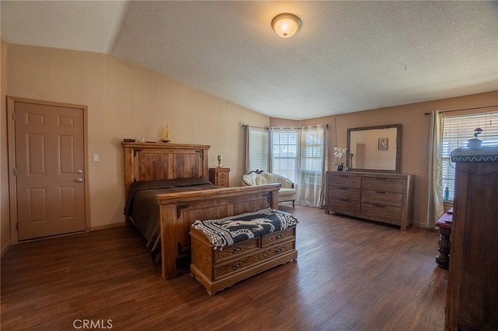 21050 Elton Lane Property Photo 24