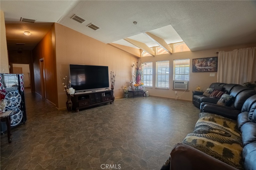 21050 Elton Lane Property Photo 29