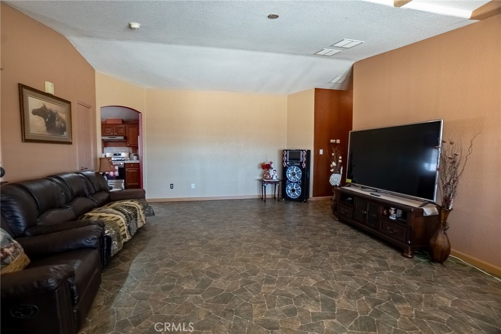 21050 Elton Lane Property Photo 30