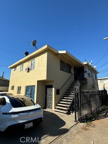 115 S Fresno Street Property Photo 5