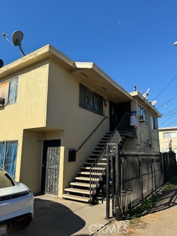 115 S Fresno Street Property Photo 7