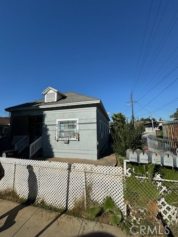 115 S Fresno Street Property Photo 12