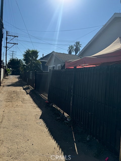 115 S Fresno Street Property Photo 28