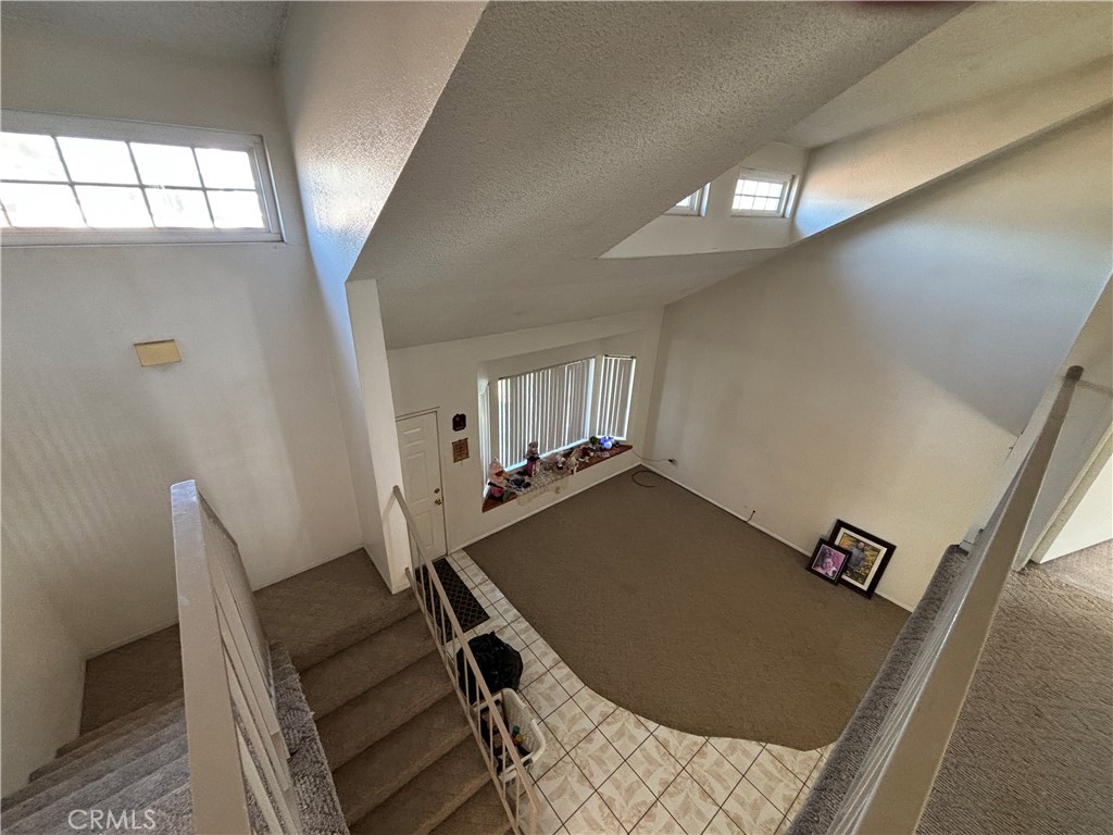 18113 Raymond Court Property Photo 12